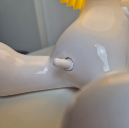 Larry the Lamp - Sitting